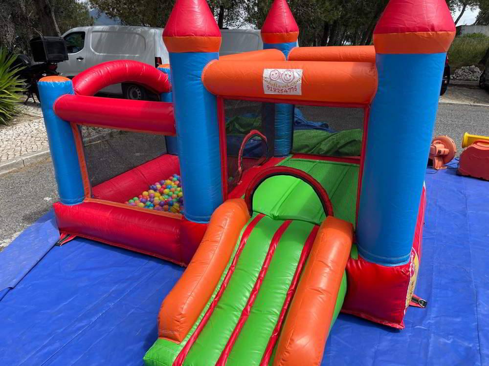 Insuflável Mini Bolas