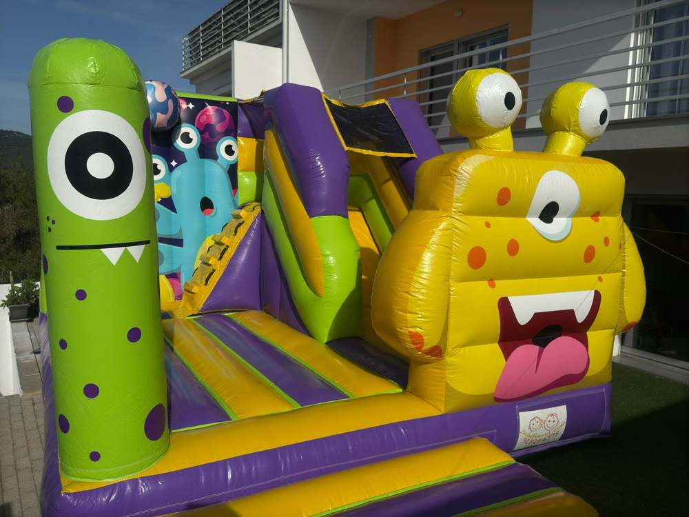 Insuflável Monstrinhos do espaço